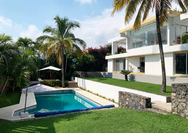 5BR Villa in Jiutepec — 5 bedroom vacation rental in Jiutepec