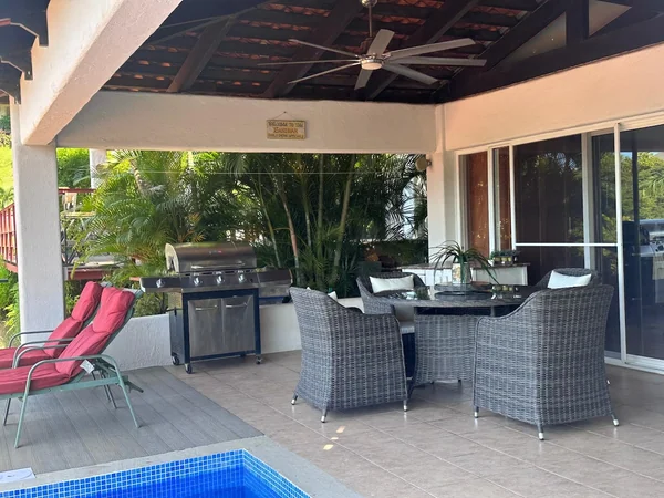 Villa Sol — 3 bedroom vacation rental in 