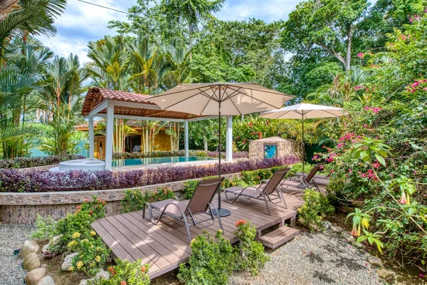 Lazy Parrots — 2 bedroom vacation rental in Puerto Viejo de Talamanca
