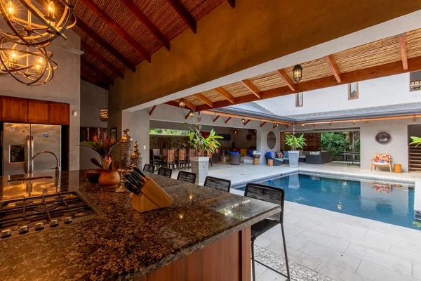 Shanta Pura — 4 bedroom vacation rental in 