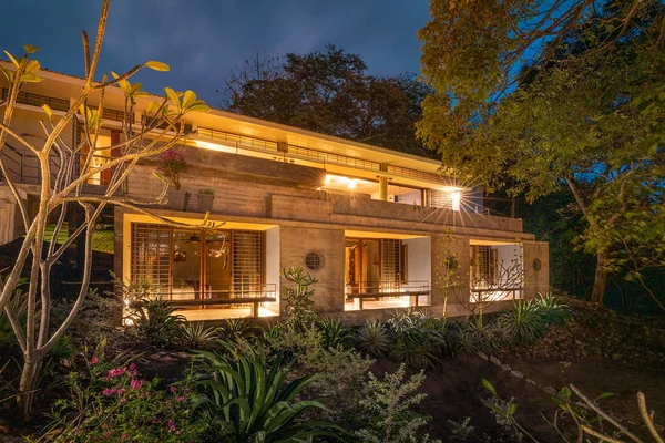 Last House — 4 bedroom vacation rental in 