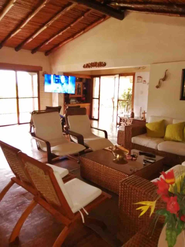 6BR Villa in Calima — 6 bedroom vacation rental in Calima, Valle del Cauca