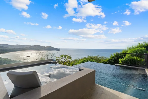Casa Magnificent — 4 bedroom vacation rental in 