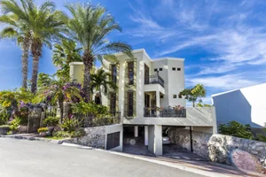 3BR House in Cabo Bello — 3 bedroom vacation rental in Cabo Bello