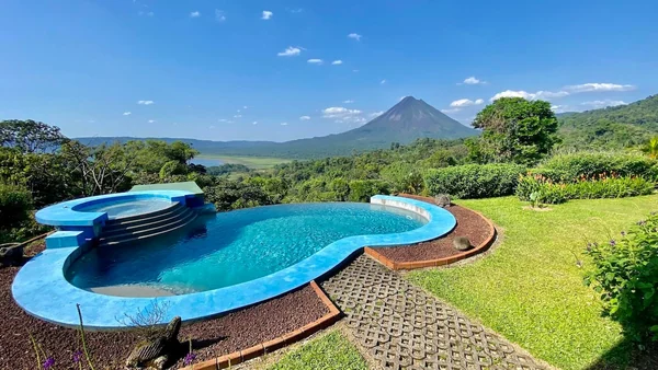 The Serenity House — 3 bedroom vacation rental in 