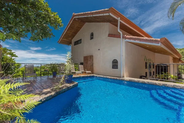 3BR Villa in Manuel Antonio — 3 bedroom vacation rental in Manuel Antonio