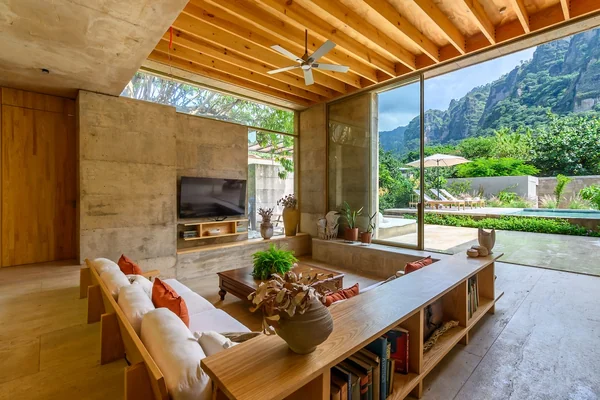 6BR Villa in Jiutepec — 6 bedroom vacation rental in Jiutepec