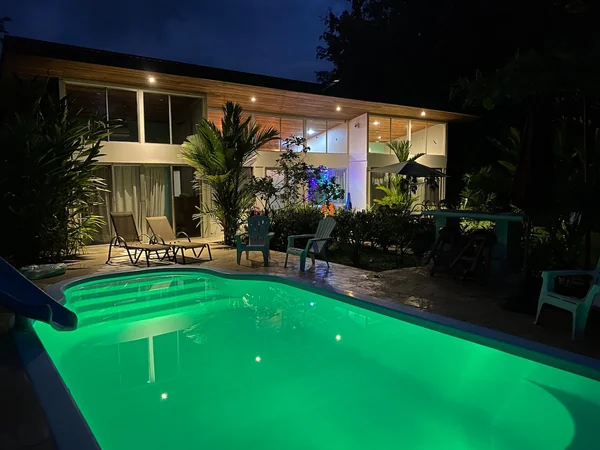 4BR Villa in Savegre — 4 bedroom vacation rental in Savegre
