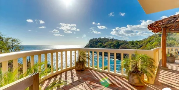 Casa Ezulwini — 4 bedroom vacation rental in Aqua Resort