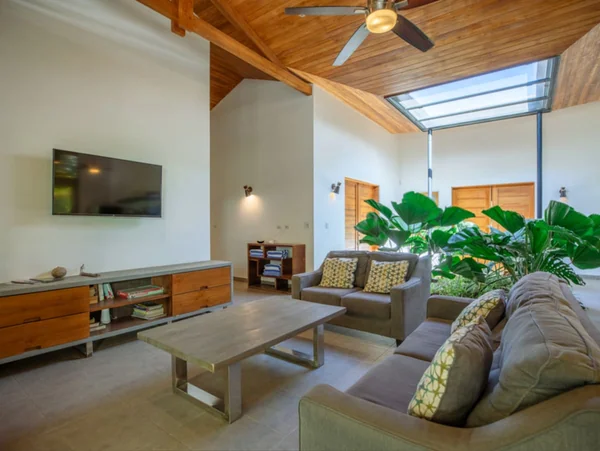 Villa Lola — 3 bedroom vacation rental in 