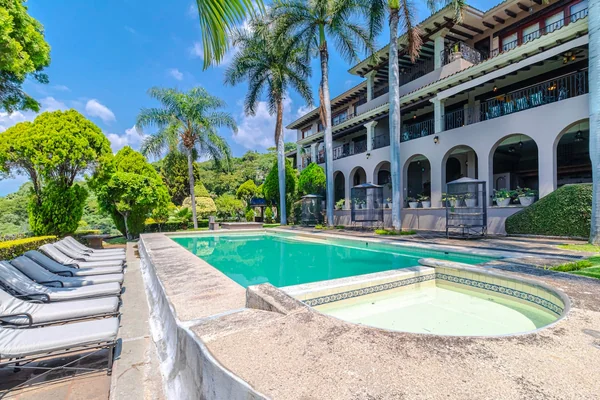 10BR Villa in Jiutepec — 10 bedroom vacation rental in Jiutepec
