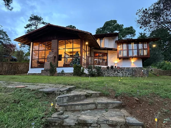 5BR Cabin in Mazamitla — 5 bedroom vacation rental in Mazamitla