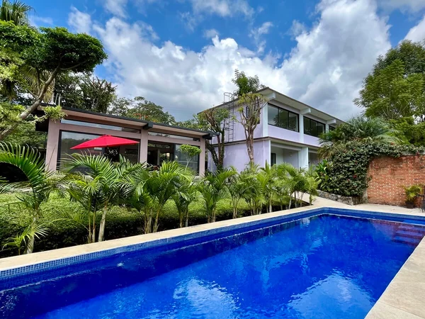 4BR House in Jiutepec — 4 bedroom vacation rental in Jiutepec