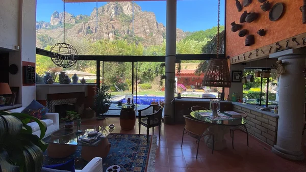 4BR Villa in Jiutepec — 4 bedroom vacation rental in Jiutepec