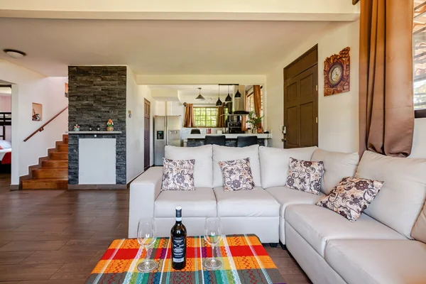 Hacienda Alsacia — 4 bedroom vacation rental in Alajuela