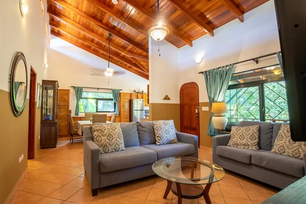 Casa Pelicano — 3 bedroom vacation rental in 