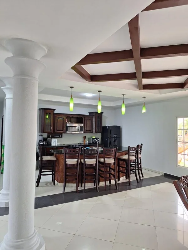 5BR Villa in Tela — 5 bedroom vacation rental in Tela