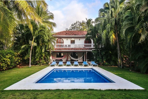 4BR Villa — 4 bedroom vacation rental in 