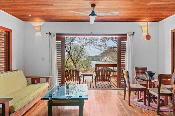 Villa Mariposa — 2 bedroom vacation rental in Aqua Resort