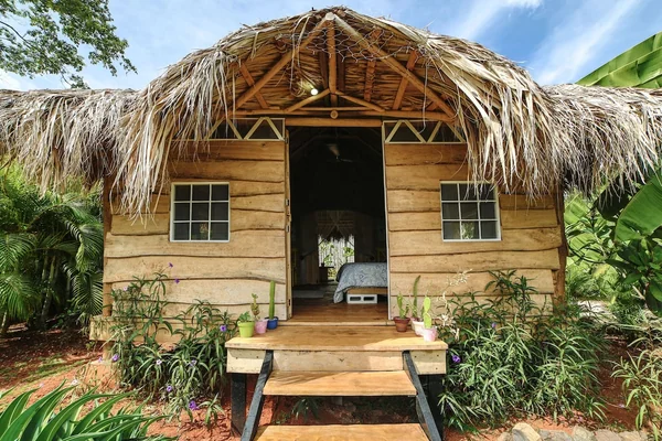 Wood Bungalow — 1 bedroom vacation rental in Playa Grande