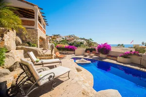 5BR Villa in Pedregal — 5 bedroom vacation rental in Pedregal
