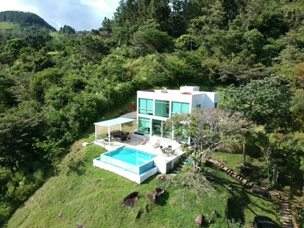 2BR House — 2 bedroom vacation rental in 
