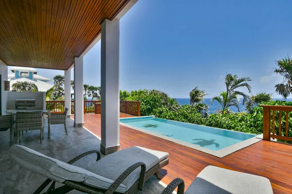 2BR House in West Bay — 2 bedroom vacation rental in West Bay