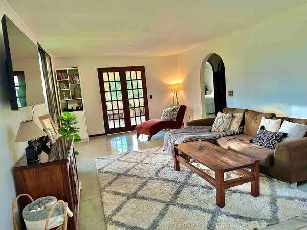 3BR Villa in Ciudad Colón — 3 bedroom vacation rental in Ciudad Colón