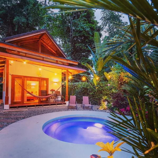 2BR Bungalow in Puerto Viejo de Talamanca — 2 bedroom vacation rental in Puerto Viejo de Talamanca, Limón