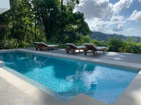 4BR Luxury Villa — 4 bedroom vacation rental in 