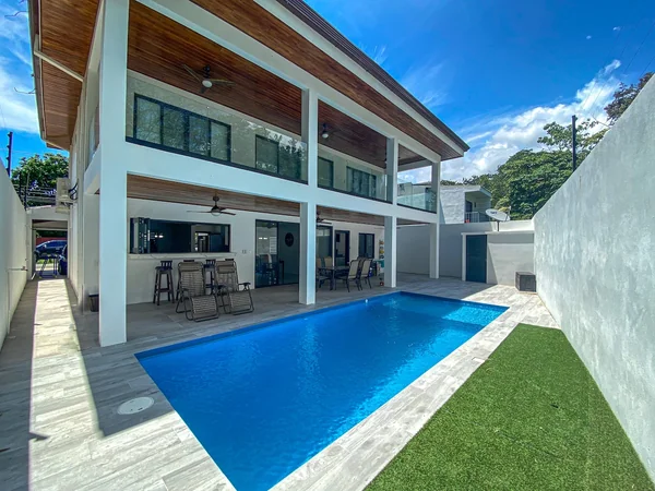 4BR Villa — 4 bedroom vacation rental in 
