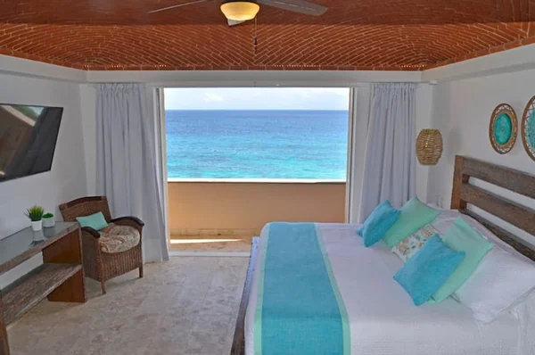 Zuperb Family Apartment — 3 bedroom vacation rental in Isla Mujeres