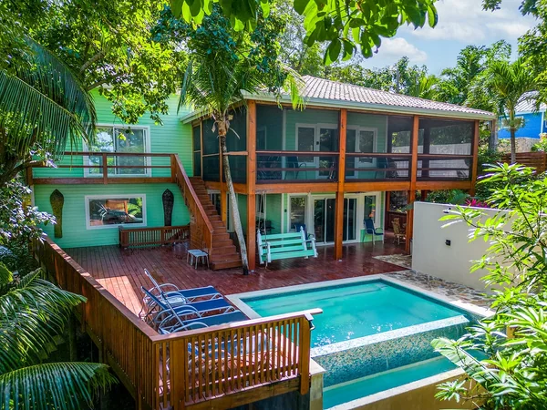 4BR Villa in Roatan — 4 bedroom vacation rental in Roatan