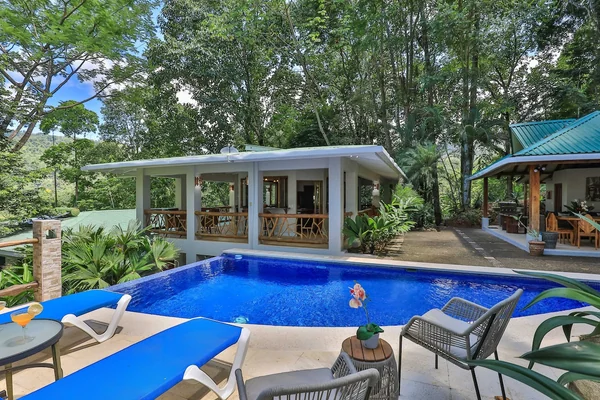 Casa de Paz — 3 bedroom vacation rental in 
