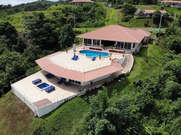 Villa Papagayo — 2 bedroom vacation rental in Boquete