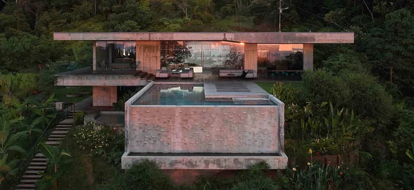 Art Villa — 5 bedroom vacation rental in 