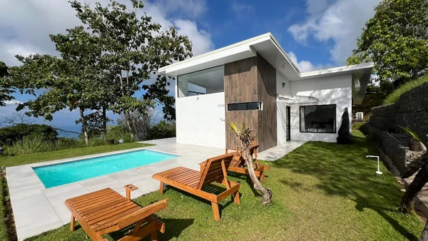 Moses Pass — 4 bedroom vacation rental in Puntarenas Province