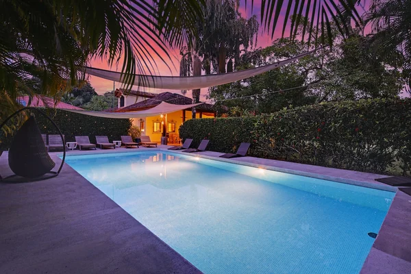 Casa Lago — 5 bedroom vacation rental in Esterillos Este