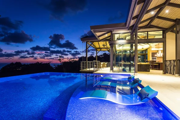 Vista Hermosa Estate — 8 bedroom vacation rental in Manuel Antonio