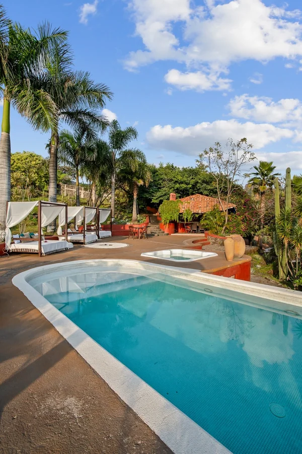 5BR Villa in Jiutepec — 5 bedroom vacation rental in Jiutepec