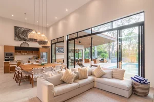 4BR Luxury Villa — 4 bedroom vacation rental in 