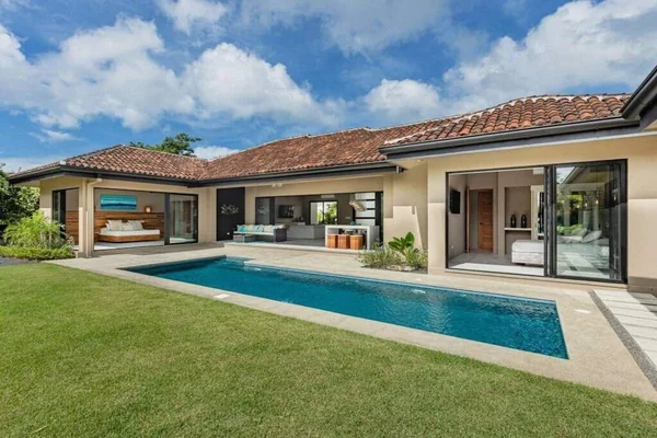 The Ficus Villas — 5 bedroom vacation rental in Tamarindo