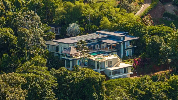 Casa Ombak — 7 bedroom vacation rental in San José