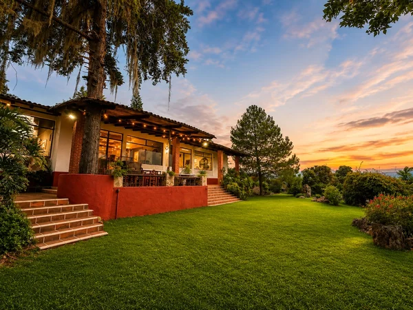 5BR House in Morelia — 5 bedroom vacation rental in Morelia