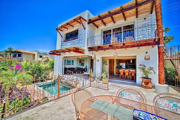 Casa Cali Seen — 4 bedroom vacation rental in Cabo San Lucas