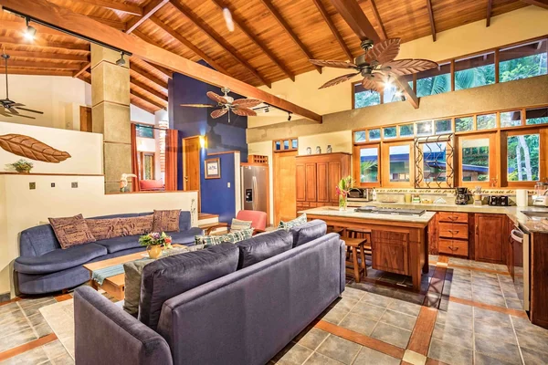 Tropical Garden Villa — 4 bedroom vacation rental in Jaco