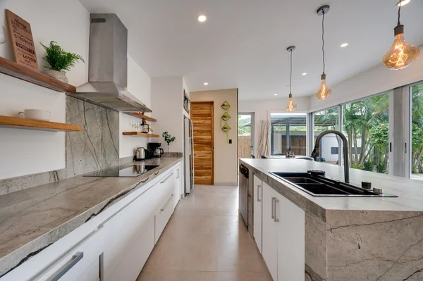 Casa Manta — 4 bedroom vacation rental in Playa Grande
