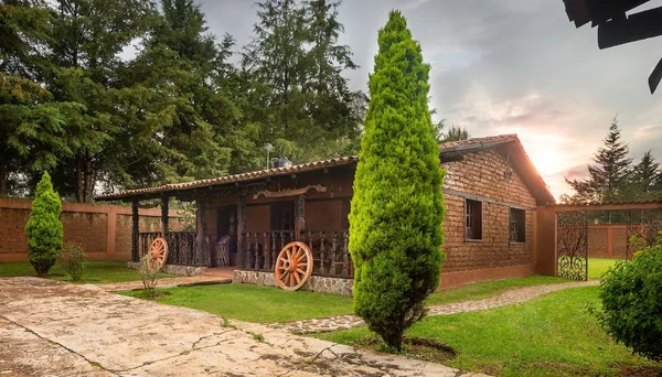6BR House in Morelia — 6 bedroom vacation rental in Morelia