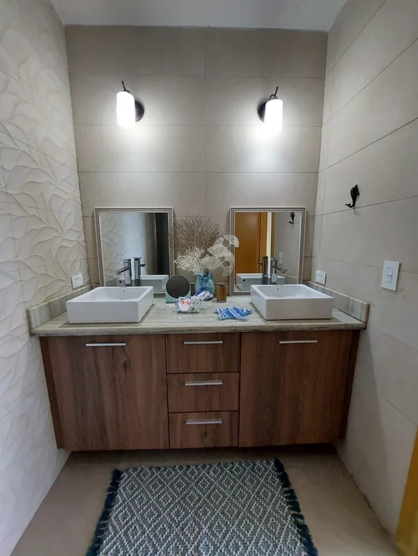 4BR Condo — 4 bedroom vacation rental in 
