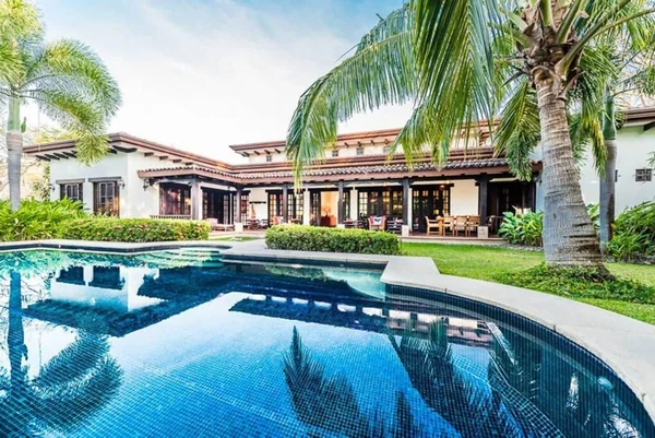 Casa Nibbana — 4 bedroom vacation rental in Hacienda Pinilla